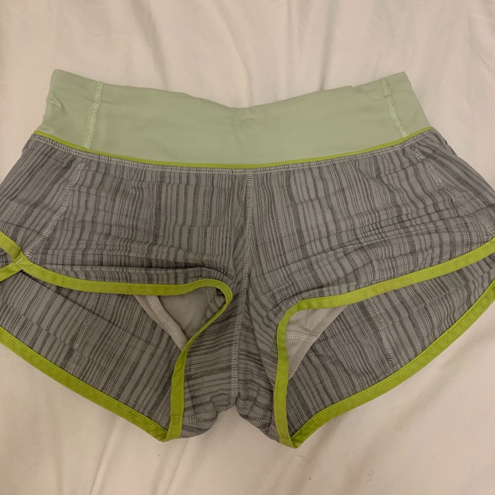 Speed Up Low-Rise Shorts